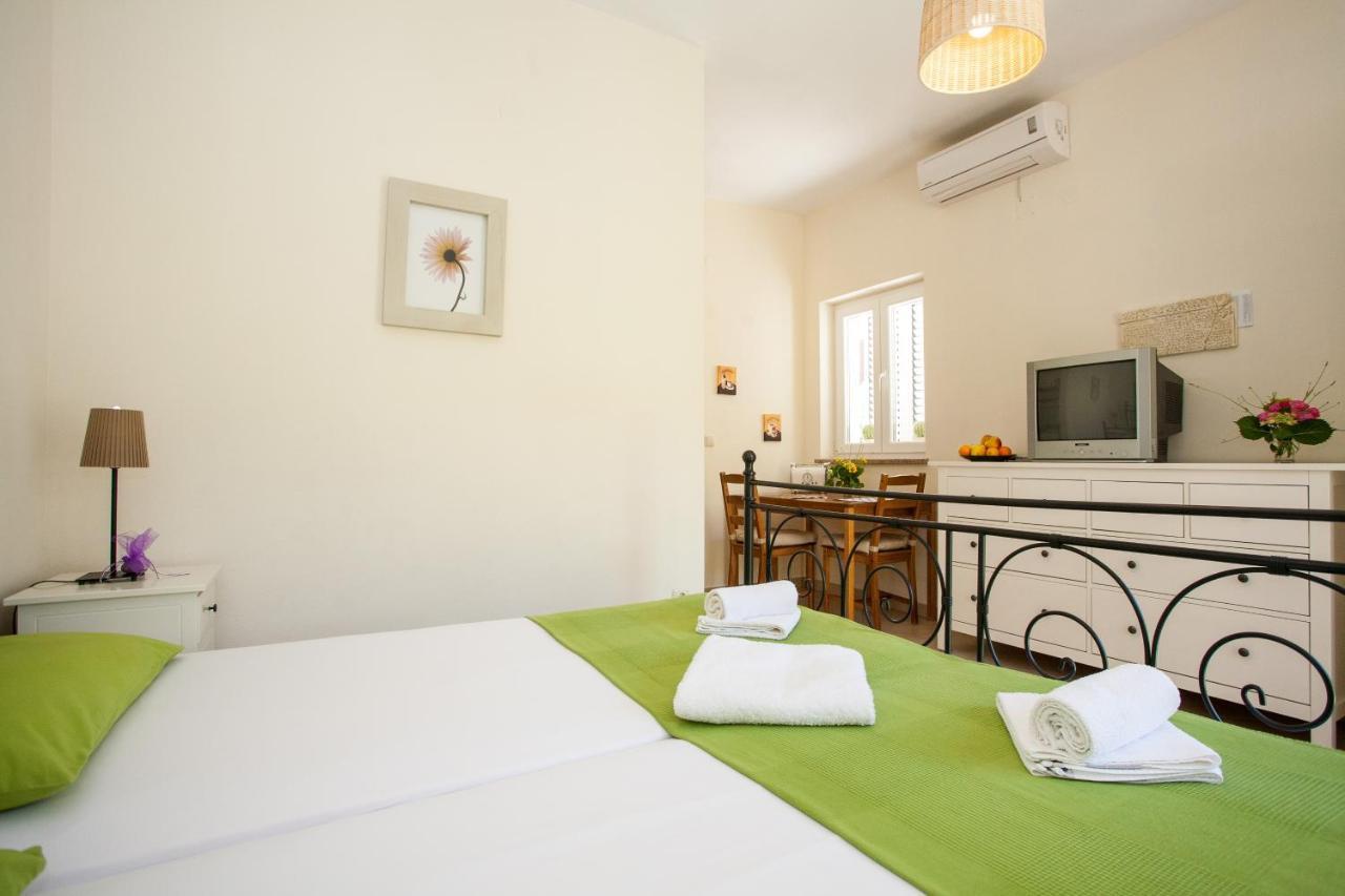 Apartments Dino Krk Town Zewnętrze zdjęcie
