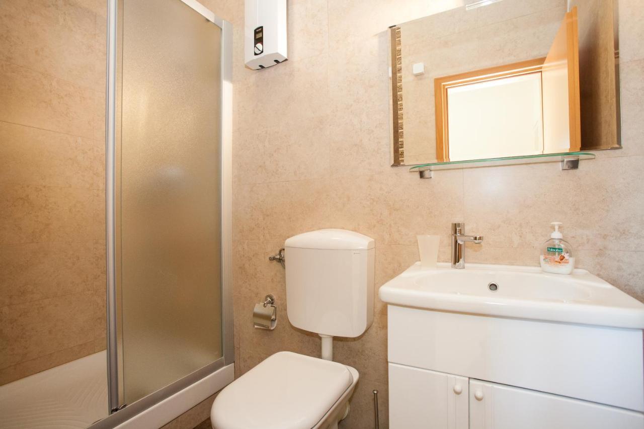 Apartments Dino Krk Town Zewnętrze zdjęcie