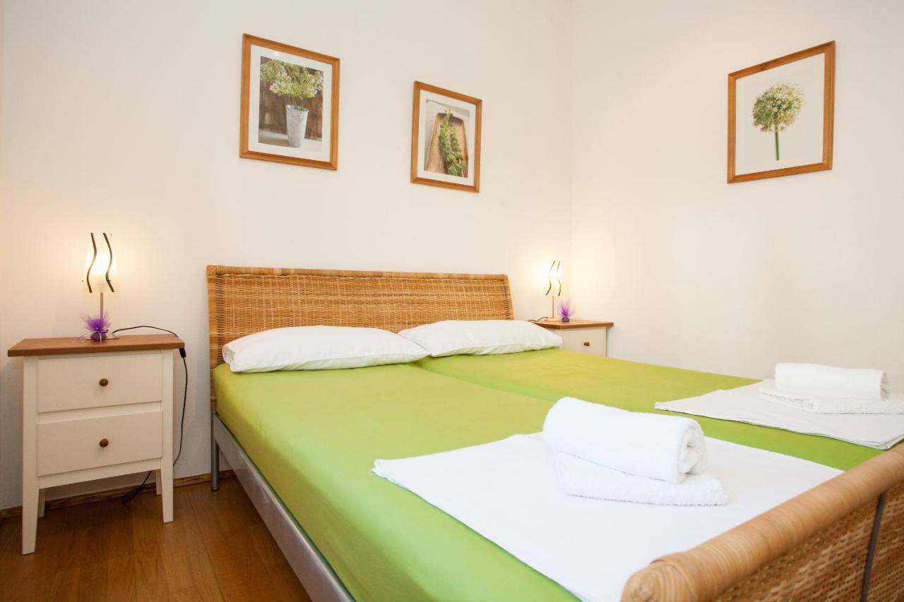 Apartments Dino Krk Town Zewnętrze zdjęcie