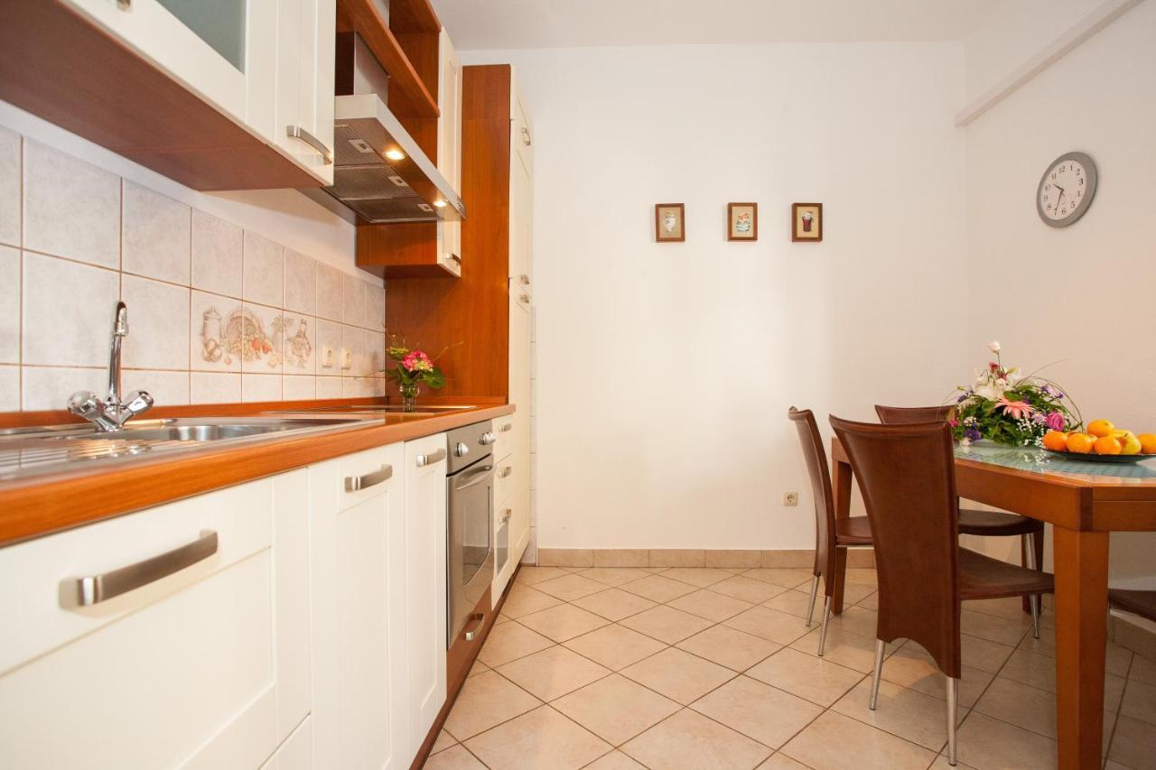 Apartments Dino Krk Town Zewnętrze zdjęcie
