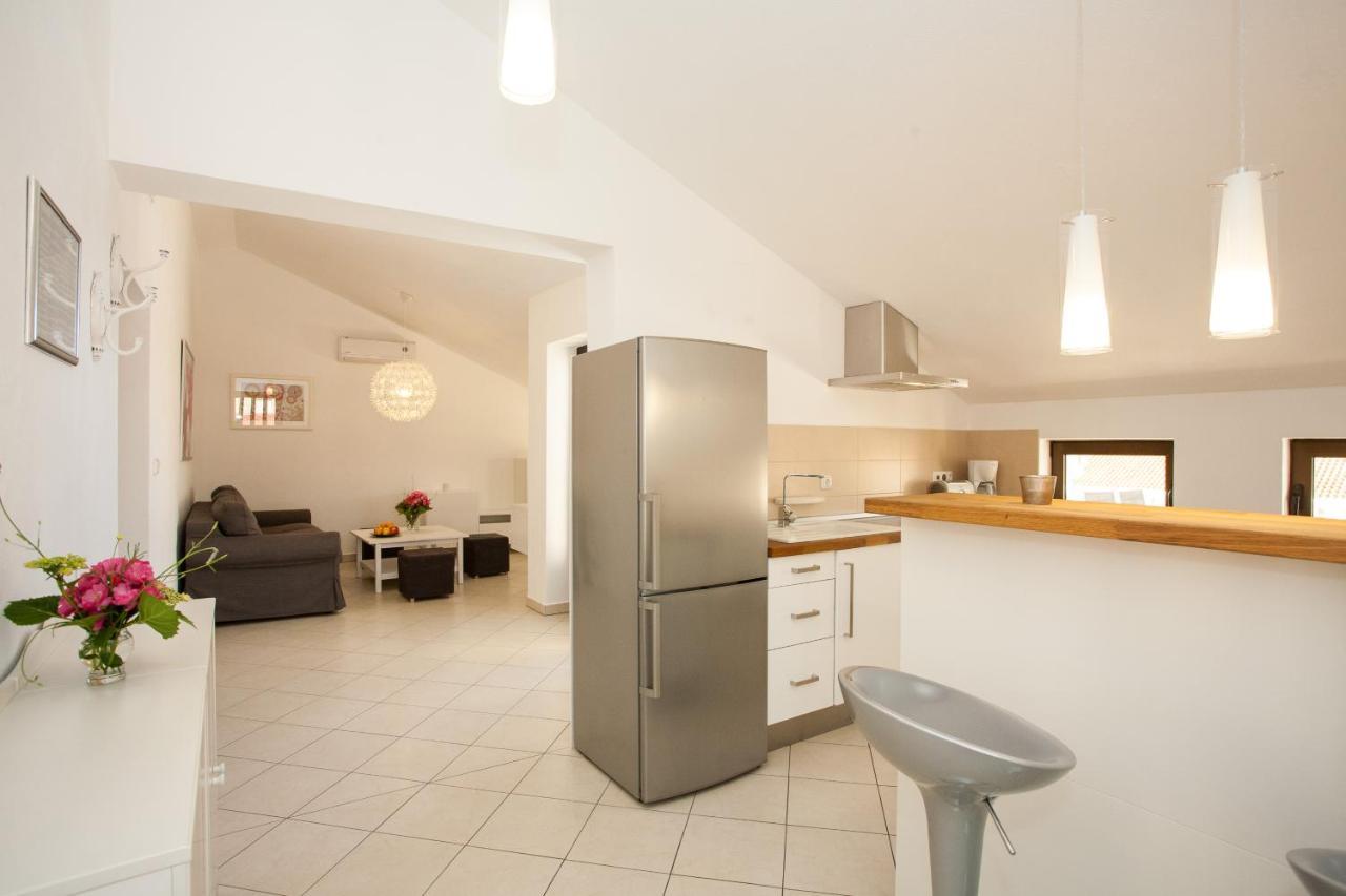 Apartments Dino Krk Town Zewnętrze zdjęcie