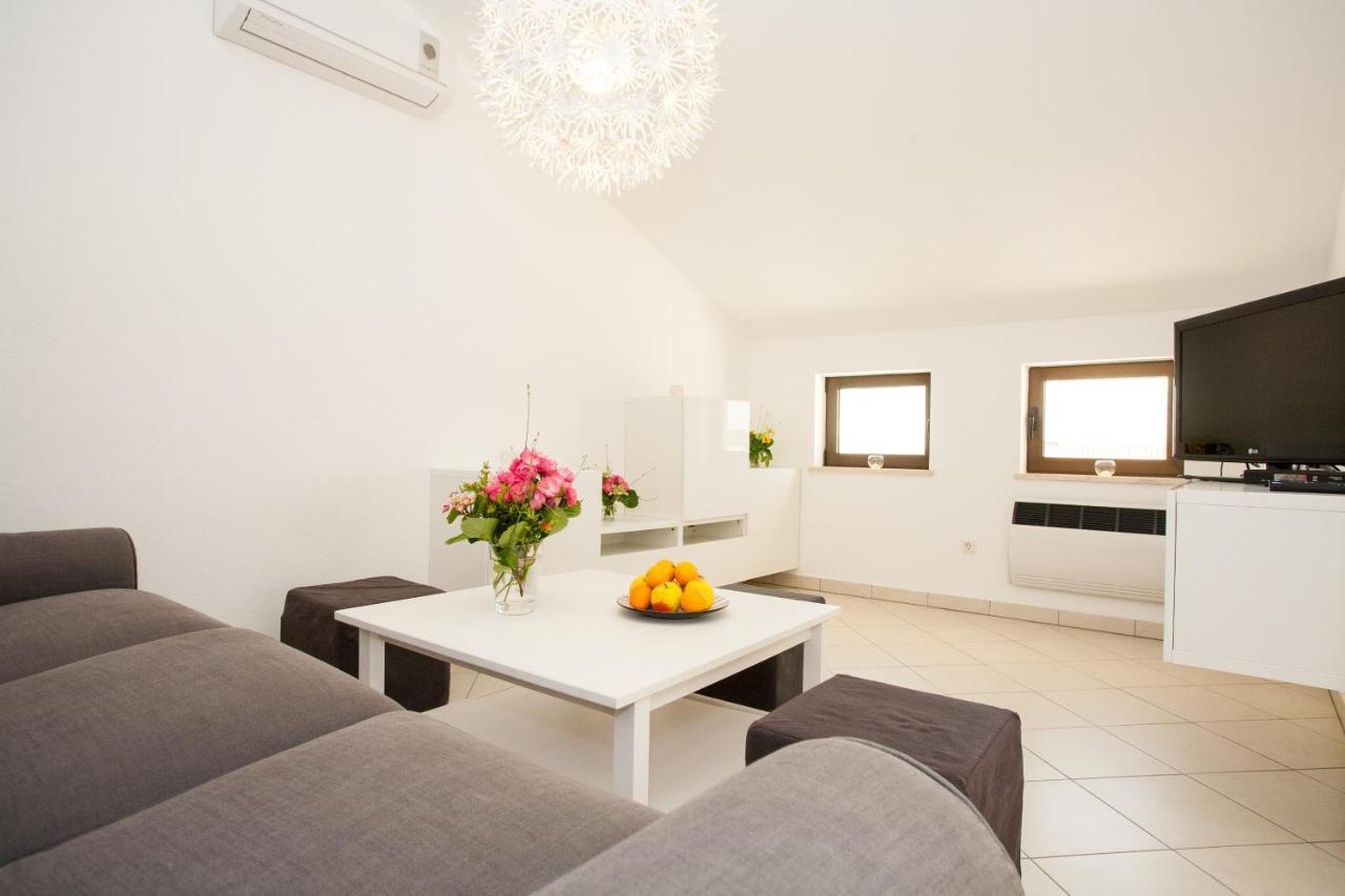 Apartments Dino Krk Town Zewnętrze zdjęcie